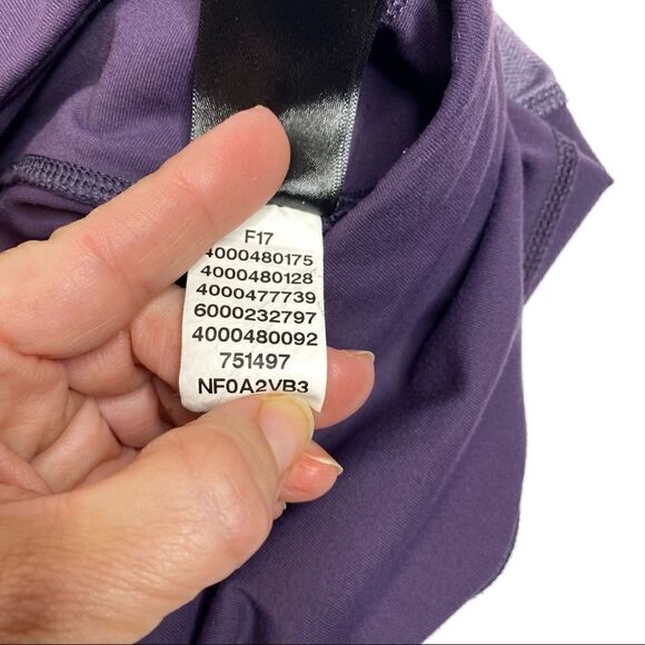 The North Face purple capri performance leggings size S - Picture 16 of 16